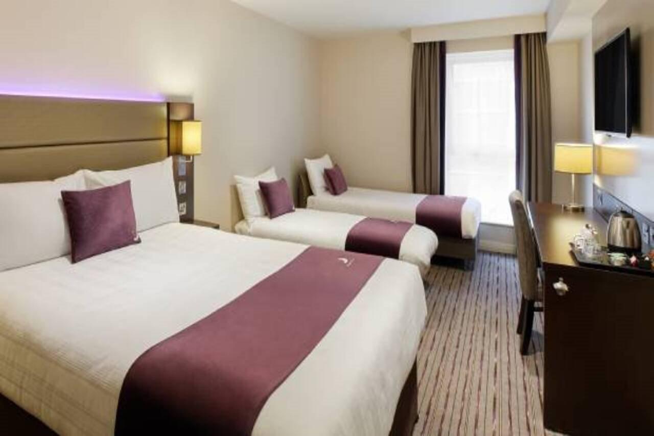 Premier Inn Watford - Croxley Green Eksteriør billede
