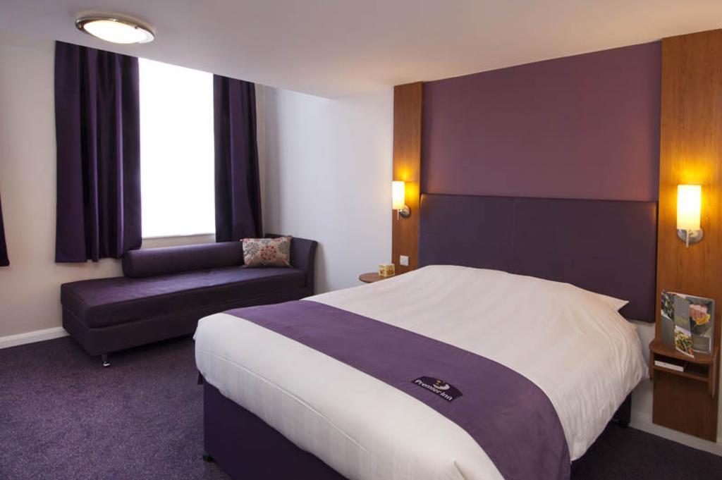 Premier Inn Watford - Croxley Green Eksteriør billede