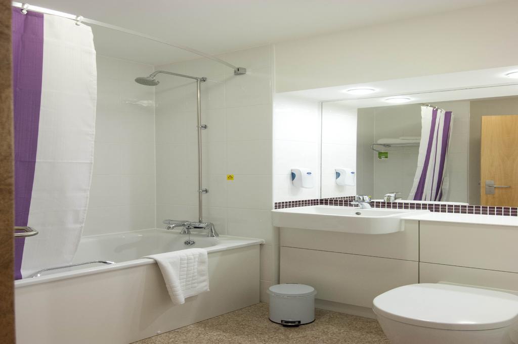 Premier Inn Watford - Croxley Green Eksteriør billede
