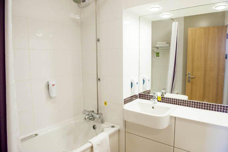 Premier Inn Watford - Croxley Green Eksteriør billede